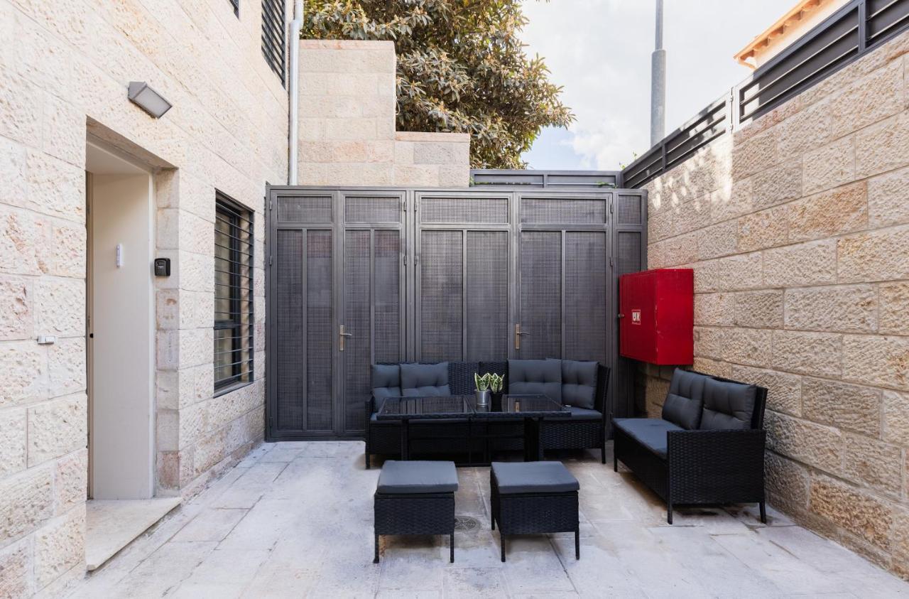 The Pearl Of Nachlaot Apartments Jerusalem Eksteriør billede