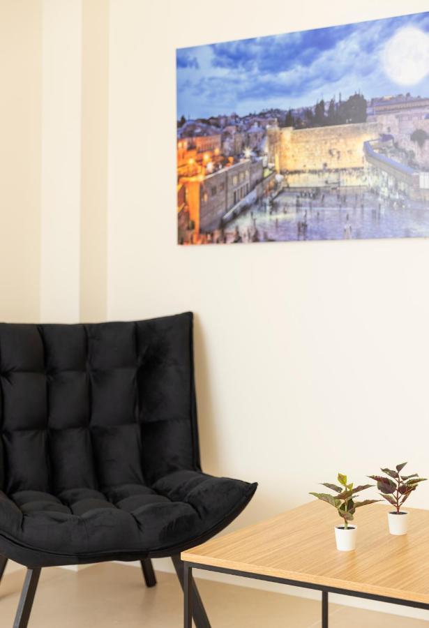 The Pearl Of Nachlaot Apartments Jerusalem Eksteriør billede